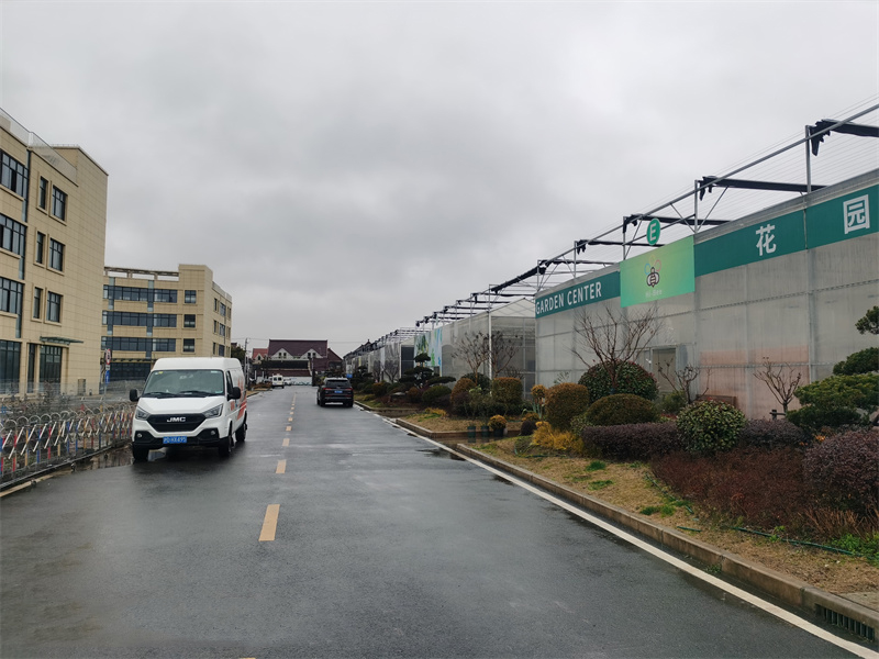 玻璃溫室和塑料大棚哪個保溫好？